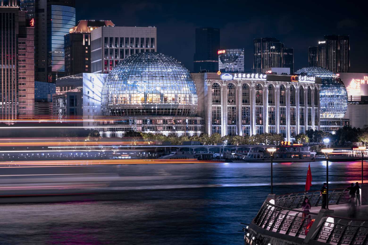 樓宇自控廠家，智能化建筑，市場需求，技術(shù)創(chuàng)新，挑戰(zhàn)前景